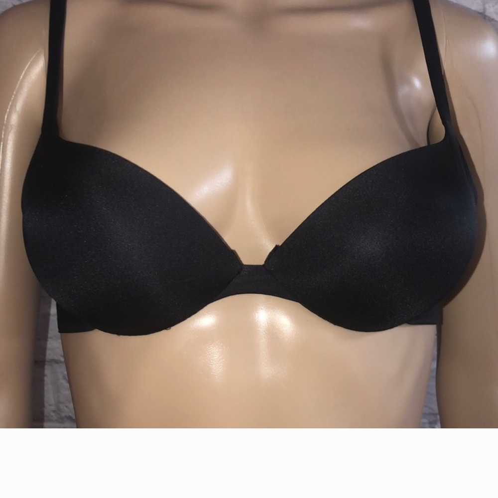 SKIMS Ultimate Push-up Plunge Black Bra